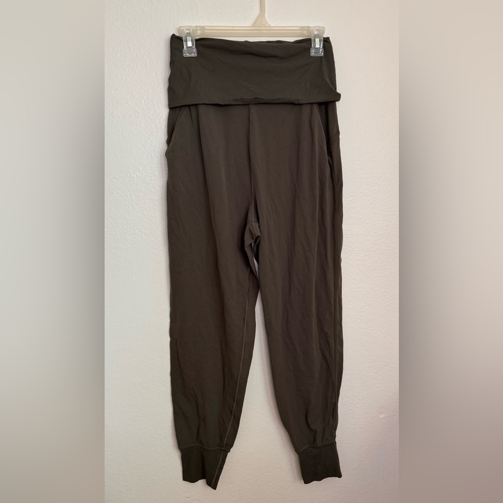 Lulu lemon joggers